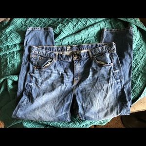 Mossimo Supply Co. Jeans - Mossimo boyfriend jeans. Used. Mossimo Supply Co. Jeans - Mossimo boyfriend jeans. Used.